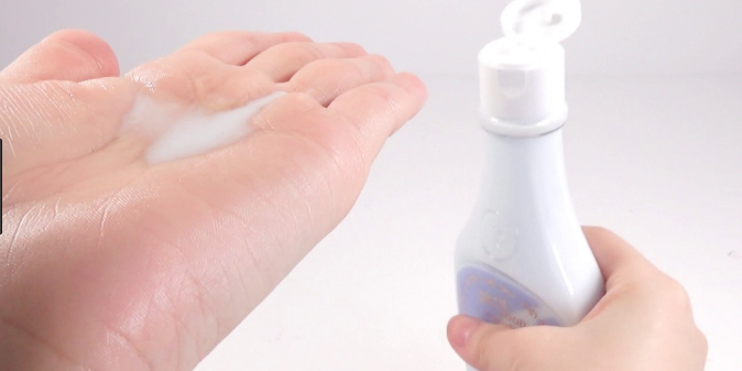 Двофазне молочко для зняття макіяжу SKINFOOD Milk Shake Point Make-up Remover